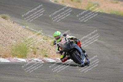 media/Jun-04-2022-WERA (Sat) [[b852bbbd55]]/Race 9 LW Twins Superbike V6 LW D Superstock/